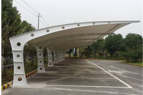 钢结构车棚的搭建有些什么好处?.jpg 钢结构车棚的搭建有些什么好处?.jpg